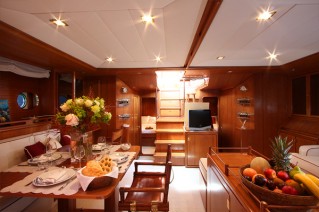 MALIZIA -  Salon and Dining